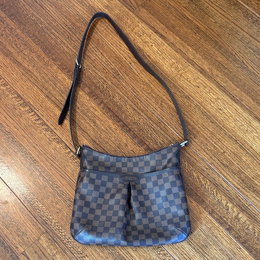 Louis Vuitton Brown Checkered Crossbody Bag Authentic